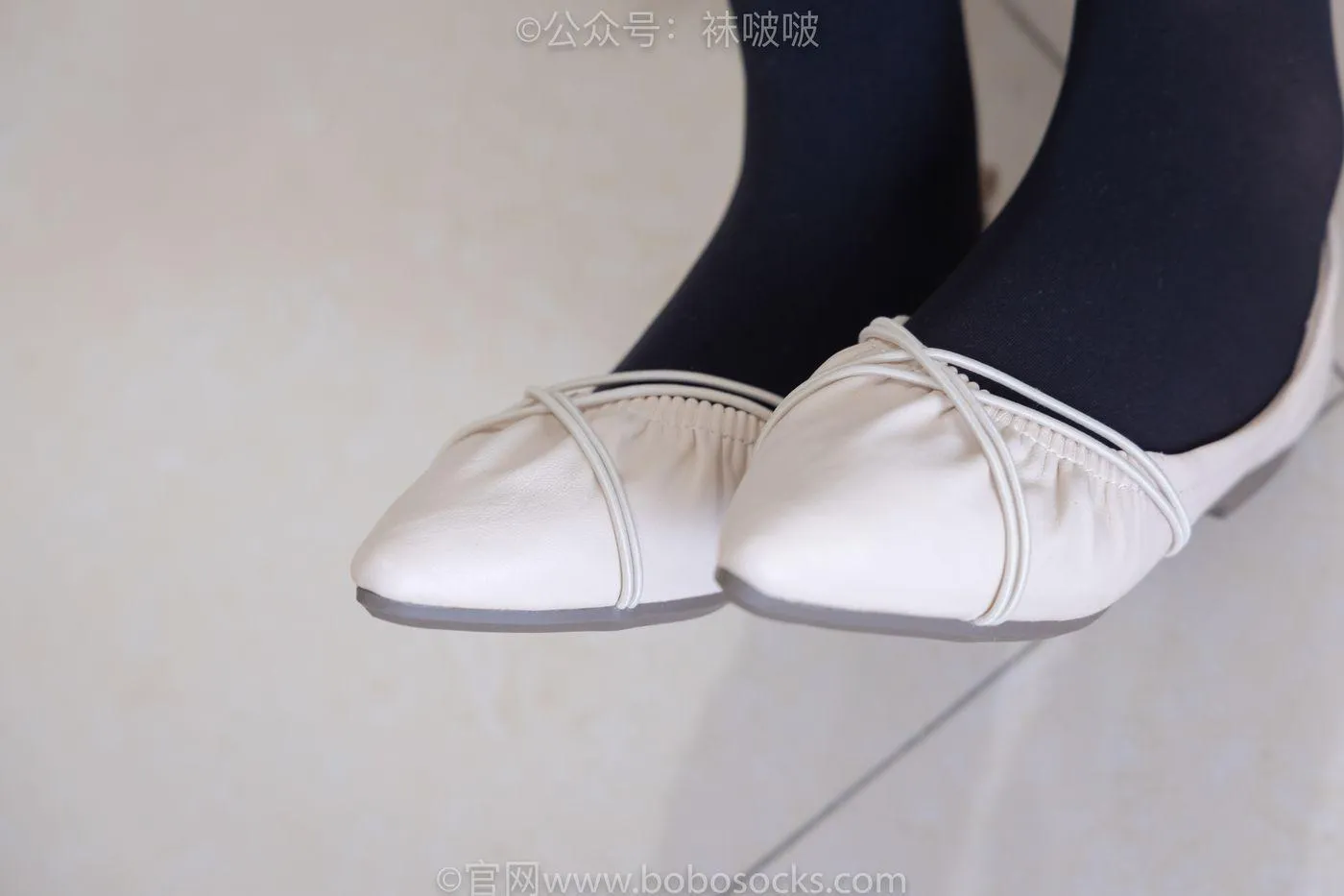 [BoBoSocks袜啵啵]NO.029 小甜豆-平底鞋、厚黑丝、厚肉丝、踩饼干剧情 [144P]插图3